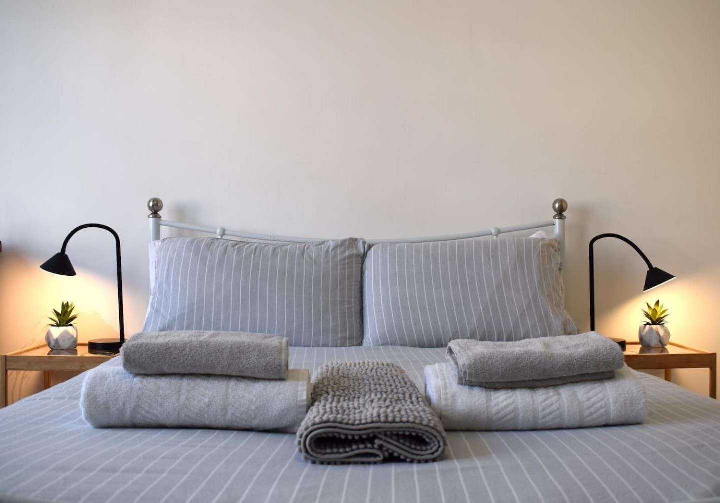 The Twickenham Apartment Near Strawberry Hill מראה חיצוני תמונה