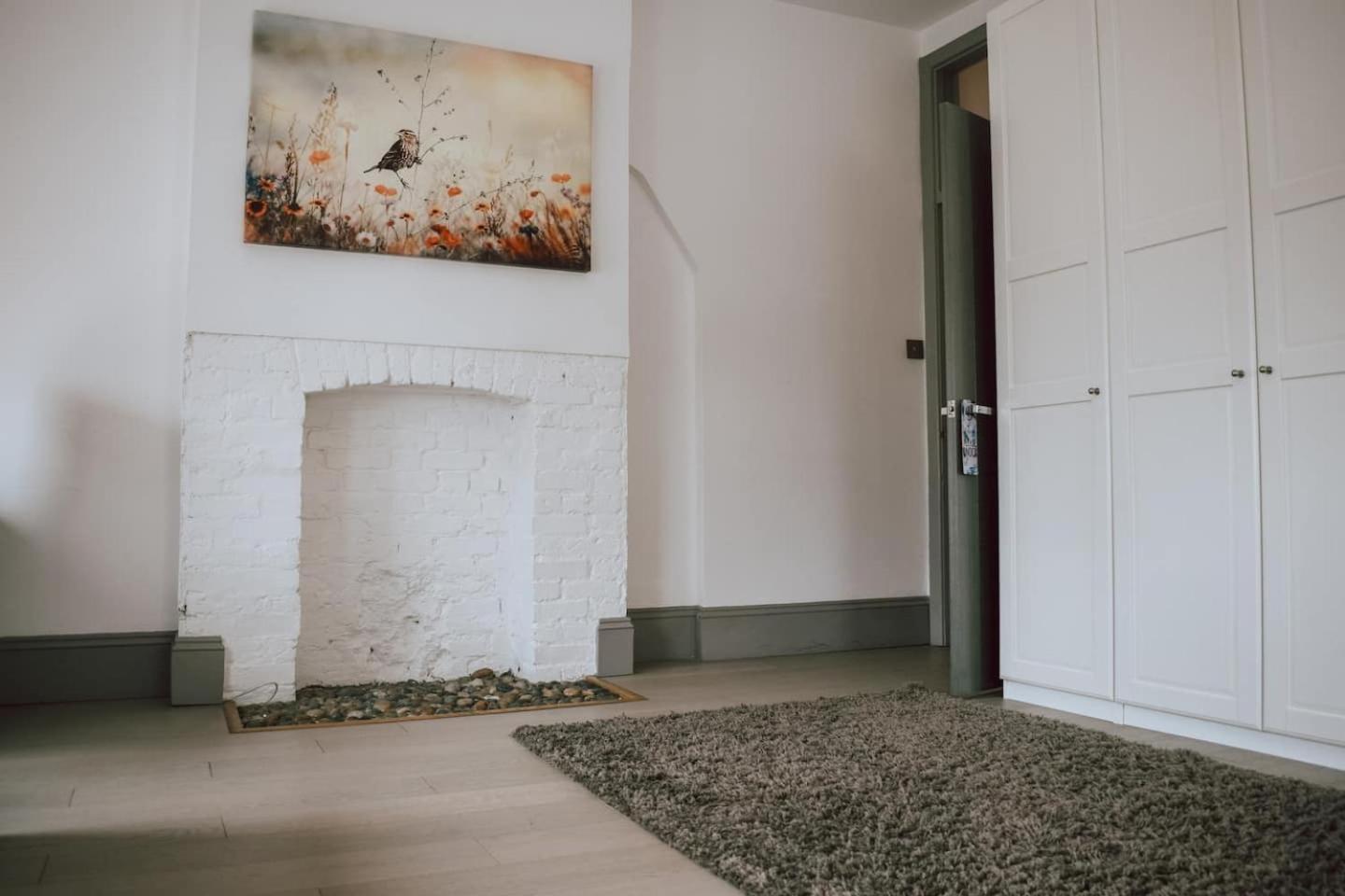 The Twickenham Apartment Near Strawberry Hill מראה חיצוני תמונה