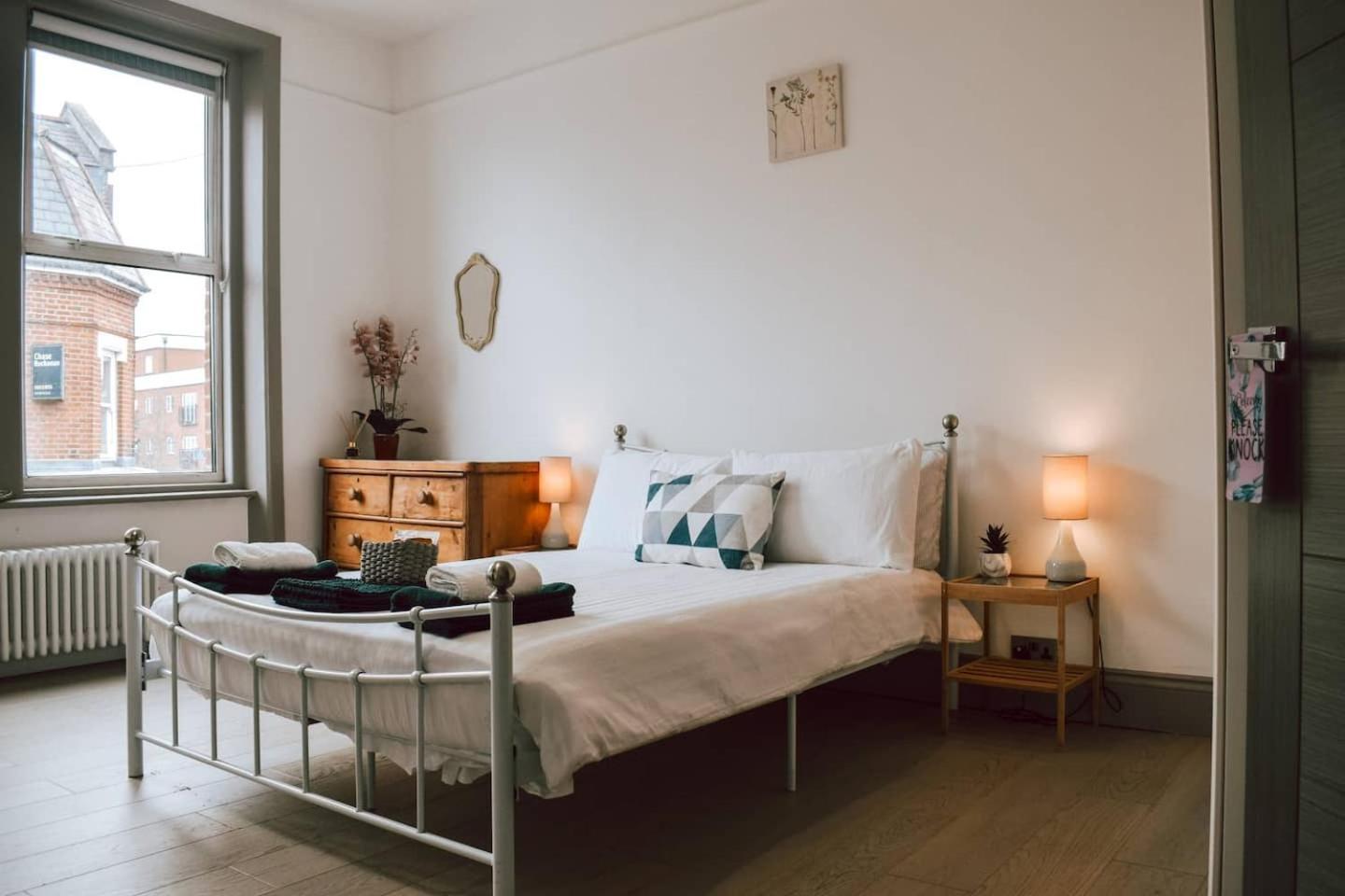 The Twickenham Apartment Near Strawberry Hill מראה חיצוני תמונה